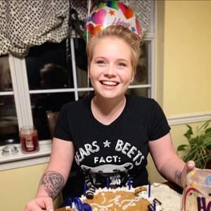 Meet your Posher, Elizabeth